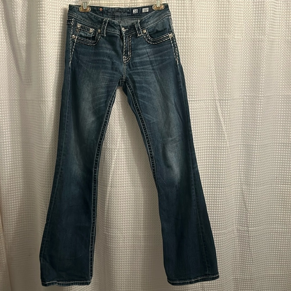 size 28 bootcut miss me jeans, style number j55014b110v, color DK 267, inseam 32